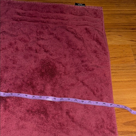 Nautica Burgundy Bath Towel - Picture 2 of 4